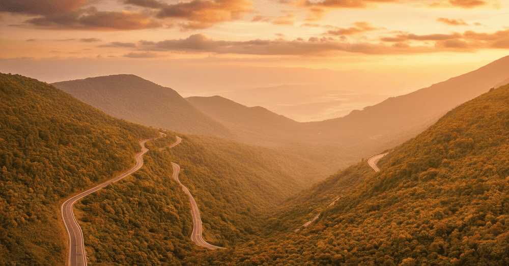 Đ&egrave;o Hải V&acirc;n nổi tiếng với những con dốc đứng, kh&uacute;c cua gấp v&agrave; tầm nh&igrave;n to&agrave;n cảnh ngoạn mục